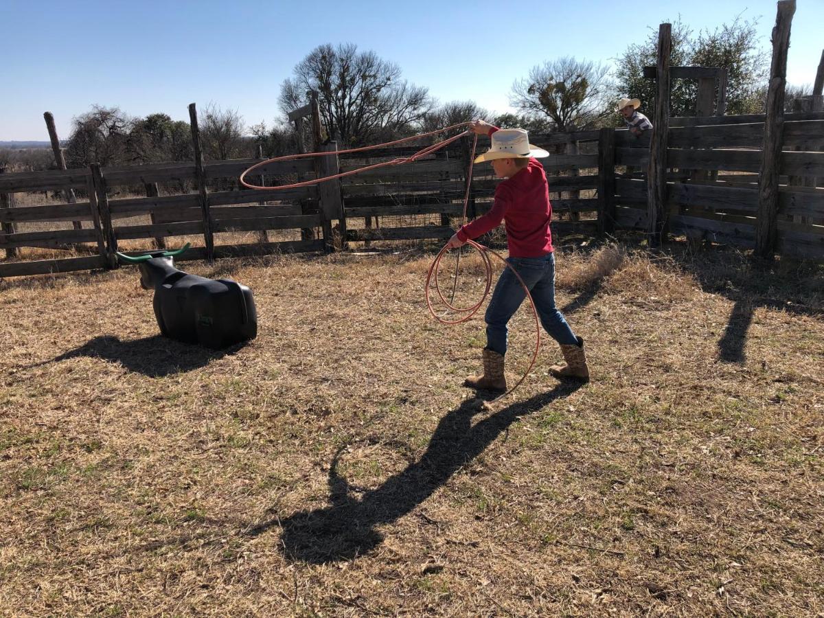 Stay On A 350-Acre Cattle Ranch! Brazos River! Tubing! Petting Zoo! Уэтерфорд Экстерьер фото