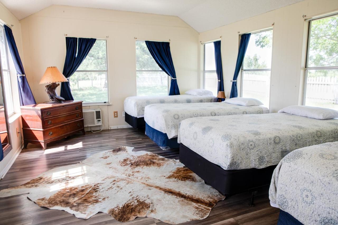 Stay On A 350-Acre Cattle Ranch! Brazos River! Tubing! Petting Zoo! Уэтерфорд Экстерьер фото