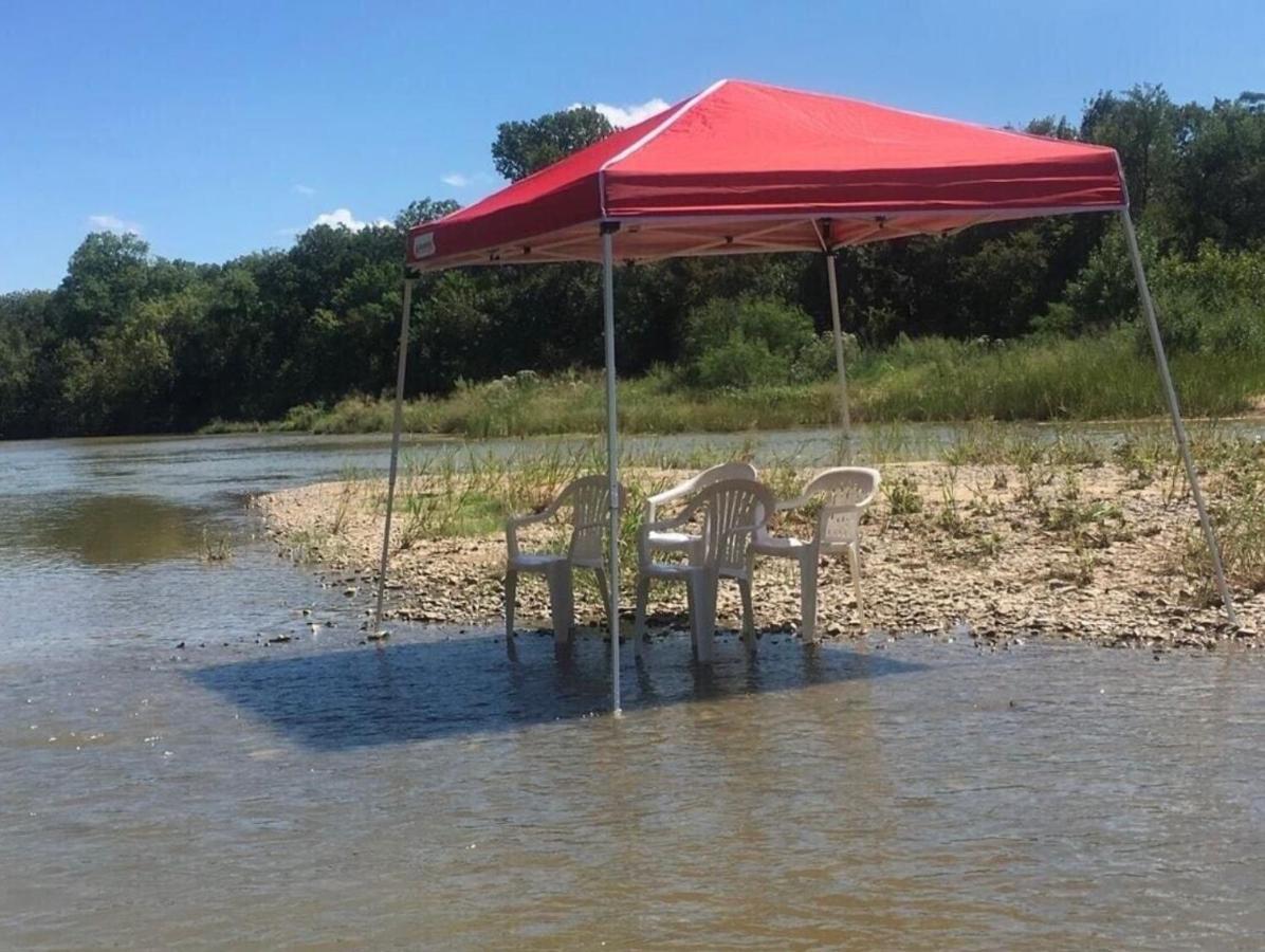 Stay On A 350-Acre Cattle Ranch! Brazos River! Tubing! Petting Zoo! Уэтерфорд Экстерьер фото