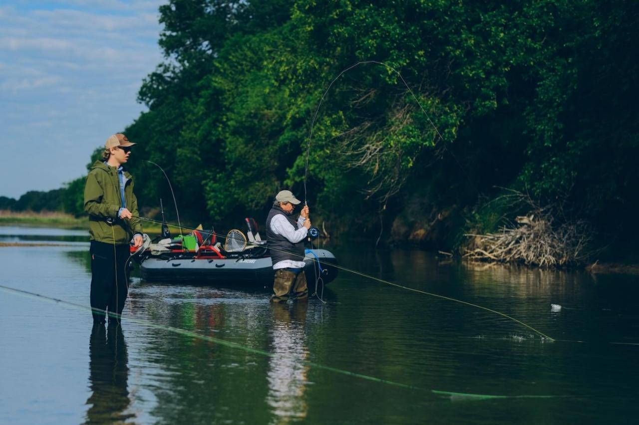 Stay On A 350-Acre Cattle Ranch! Brazos River! Tubing! Petting Zoo! Уэтерфорд Экстерьер фото